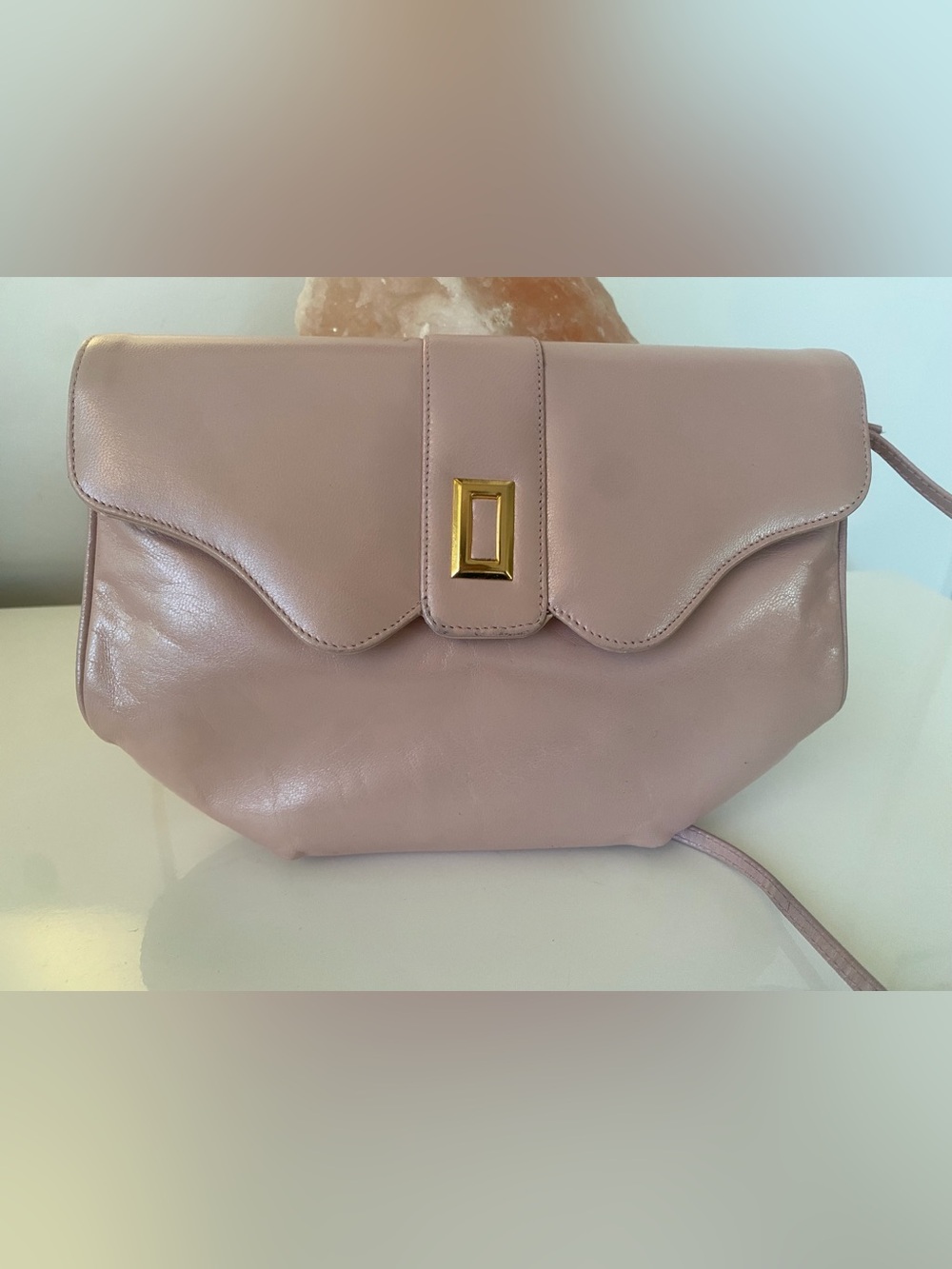 Vintage Pretty pink subtle shimmer crossbody leather purse